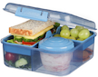 Sistema Dělený svačinový box Ocean Bound Bento Cube s nádobou na jogurt a 2 tácky 1,25 l, mix barev