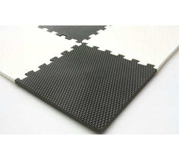 Pěnový koberec Šachovnice 258 x 258 cm